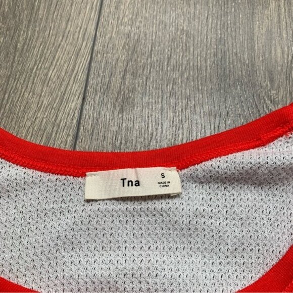 TNA Aritzia Baseball Henley T-shirt Top Waffle knit 3/4 length sleeve Red Size S - Picture 14 of 16